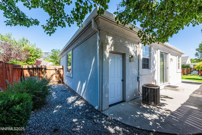Side view into garage