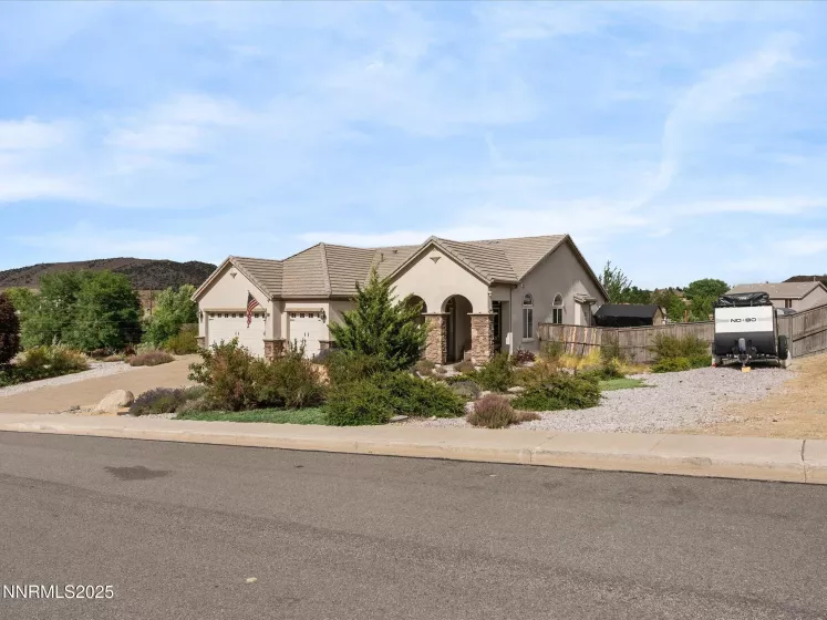 8720 Spearhead, Reno, Nevada 89506, 4 Bedrooms Bedrooms, ,3 BathroomsBathrooms,Residential,Residential,Spearhead,250053668