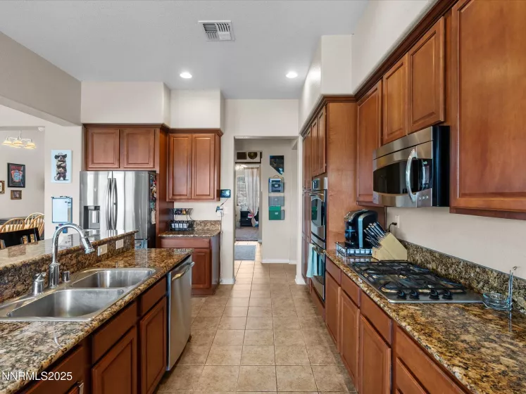 8720 Spearhead, Reno, Nevada 89506, 4 Bedrooms Bedrooms, ,3 BathroomsBathrooms,Residential,Residential,Spearhead,250053668