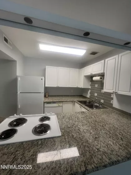 2555 Clear Acre, Reno, Nevada 89512, 1 Bedroom Bedrooms, ,1 BathroomBathrooms,Residential Lease,Manufactured,Clear Acre,250053670