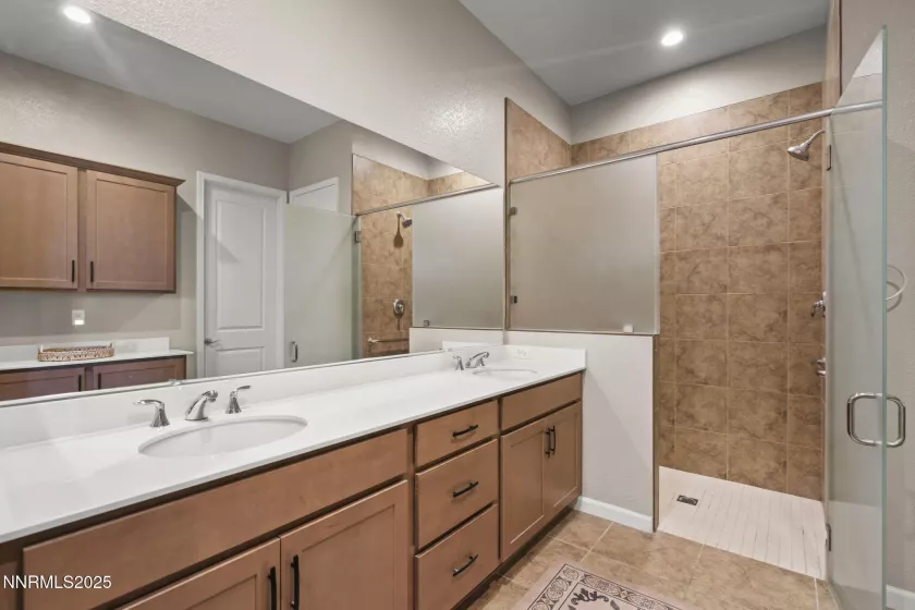 2701 Copper Flats, Reno, Nevada 89521, 2 Bedrooms Bedrooms, ,2 BathroomsBathrooms,Residential,Residential,Copper Flats,250053672