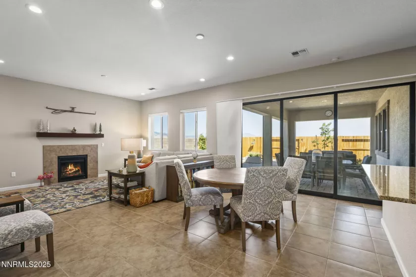 2701 Copper Flats, Reno, Nevada 89521, 2 Bedrooms Bedrooms, ,2 BathroomsBathrooms,Residential,Residential,Copper Flats,250053672