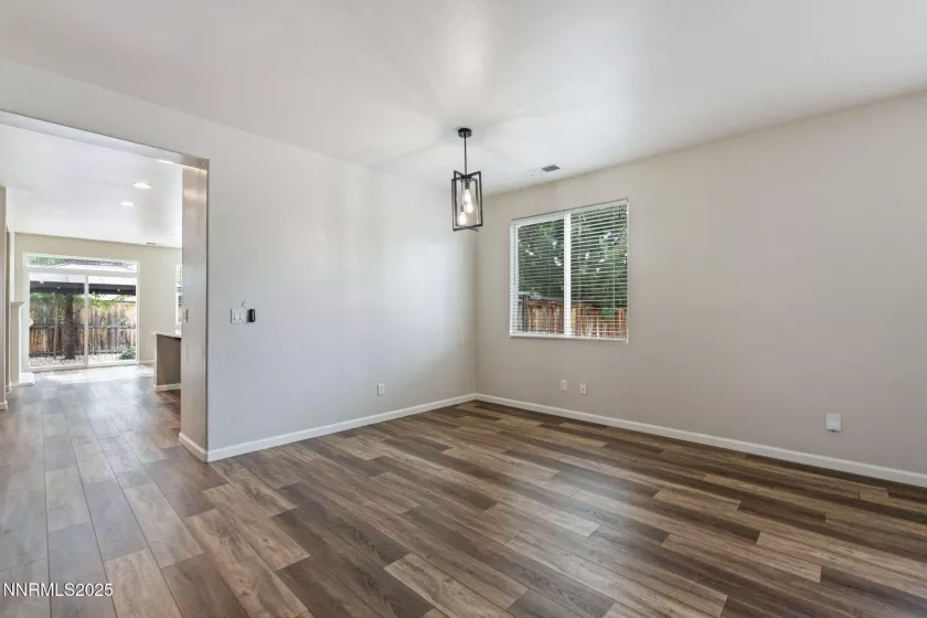 5469 Siltstone, Sparks, Nevada 89436, 4 Bedrooms Bedrooms, ,3 BathroomsBathrooms,Residential,Residential,Siltstone,250053673