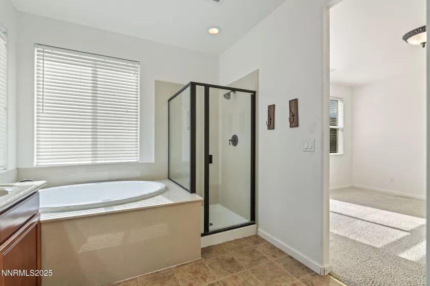 5469 Siltstone, Sparks, Nevada 89436, 4 Bedrooms Bedrooms, ,3 BathroomsBathrooms,Residential,Residential,Siltstone,250053673