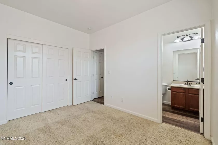 5469 Siltstone, Sparks, Nevada 89436, 4 Bedrooms Bedrooms, ,3 BathroomsBathrooms,Residential,Residential,Siltstone,250053673