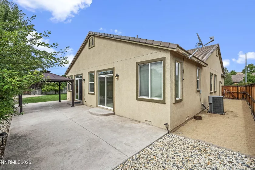 5469 Siltstone, Sparks, Nevada 89436, 4 Bedrooms Bedrooms, ,3 BathroomsBathrooms,Residential,Residential,Siltstone,250053673