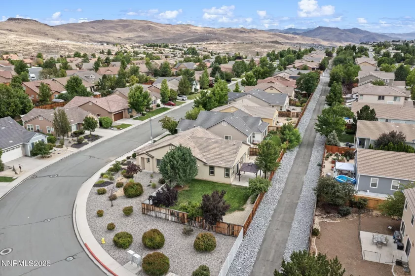 5469 Siltstone, Sparks, Nevada 89436, 4 Bedrooms Bedrooms, ,3 BathroomsBathrooms,Residential,Residential,Siltstone,250053673
