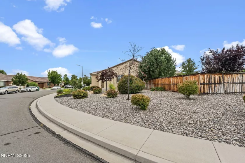 5469 Siltstone, Sparks, Nevada 89436, 4 Bedrooms Bedrooms, ,3 BathroomsBathrooms,Residential,Residential,Siltstone,250053673