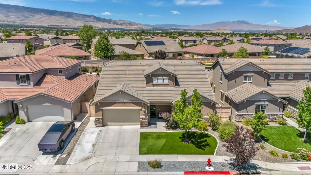 10305 Culiacan Pass, Reno, Nevada 89521, 3 Bedrooms Bedrooms, ,3 BathroomsBathrooms,Residential,Residential,Culiacan Pass,250053674