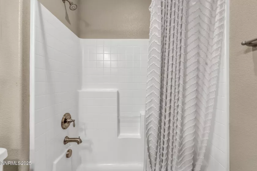 10305 Culiacan Pass, Reno, Nevada 89521, 3 Bedrooms Bedrooms, ,3 BathroomsBathrooms,Residential,Residential,Culiacan Pass,250053674