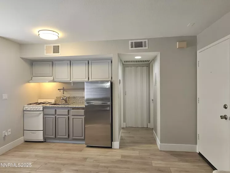 2435 Sycamore Glen, Sparks, Nevada 89434, ,1 BathroomBathrooms,Residential,Residential,Sycamore Glen,250053675