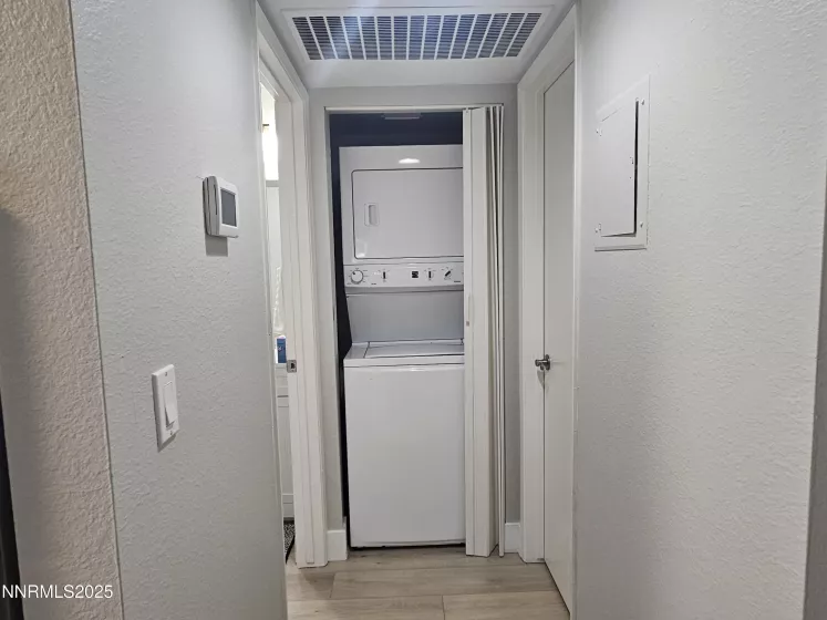 2435 Sycamore Glen, Sparks, Nevada 89434, ,1 BathroomBathrooms,Residential,Residential,Sycamore Glen,250053675