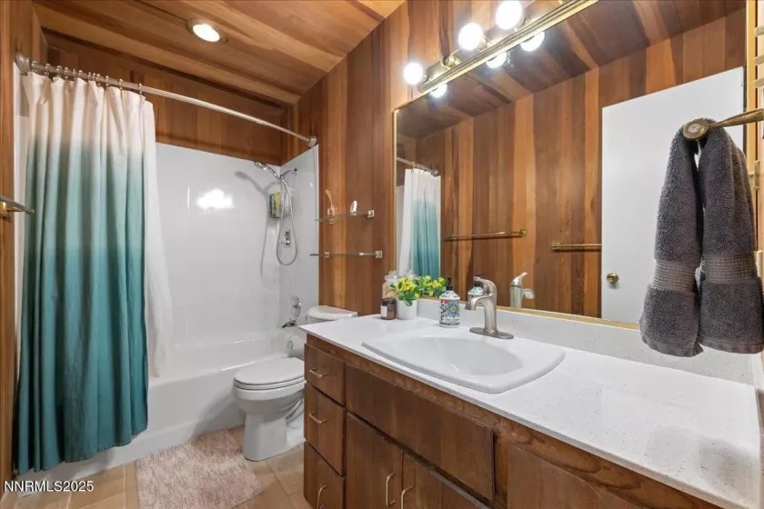 1625 Tyler, Sparks, Nevada 89431, 4 Bedrooms Bedrooms, ,3 BathroomsBathrooms,Residential,Residential,Tyler,250053676