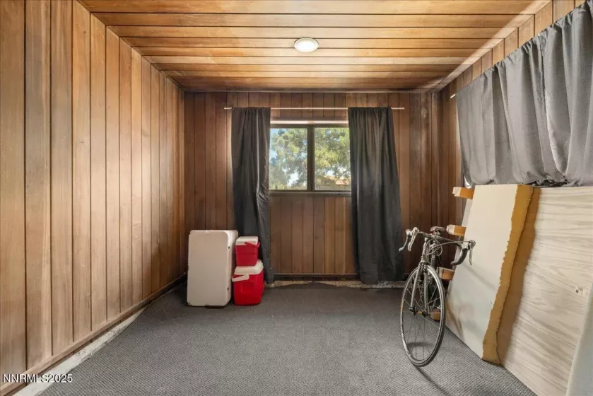 1625 Tyler, Sparks, Nevada 89431, 4 Bedrooms Bedrooms, ,3 BathroomsBathrooms,Residential,Residential,Tyler,250053676