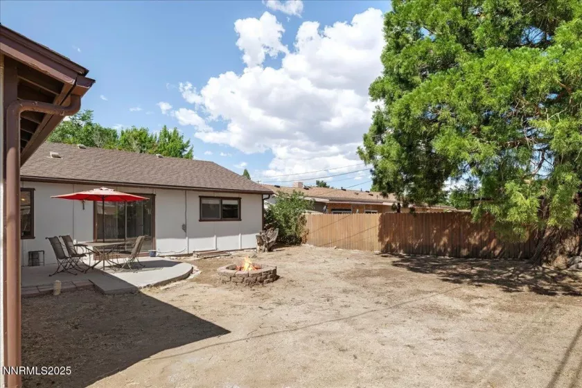 1625 Tyler, Sparks, Nevada 89431, 4 Bedrooms Bedrooms, ,3 BathroomsBathrooms,Residential,Residential,Tyler,250053676
