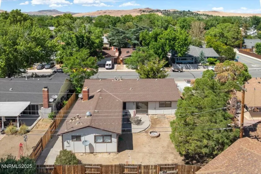 1625 Tyler, Sparks, Nevada 89431, 4 Bedrooms Bedrooms, ,3 BathroomsBathrooms,Residential,Residential,Tyler,250053676