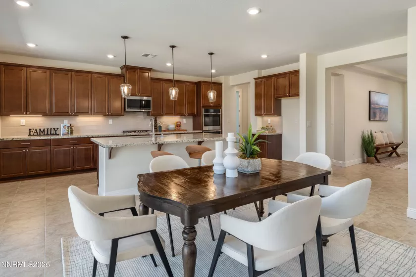 Kitchen/Dining