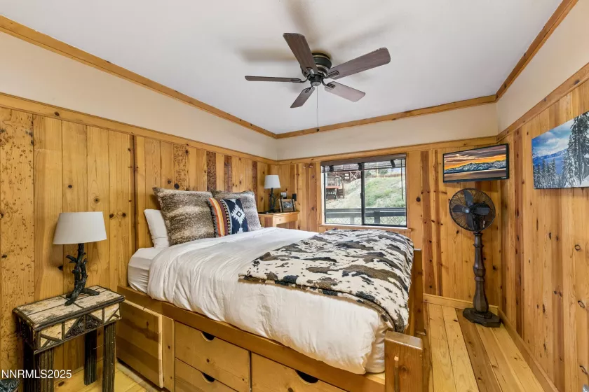 Built in Dresser