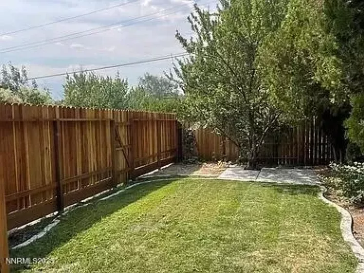 841 Washington, Reno, Nevada 89503, ,Residential Income,Residential,Washington,250053681