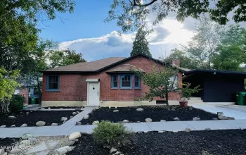 841 Washington, Reno, Nevada 89503, ,Residential Income,Residential,Washington,250053681