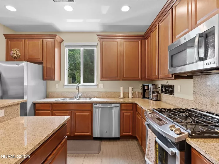 250 Brooksby, Reno, Nevada 89509, 3 Bedrooms Bedrooms, ,3 BathroomsBathrooms,Residential,Residential,Brooksby,250053684