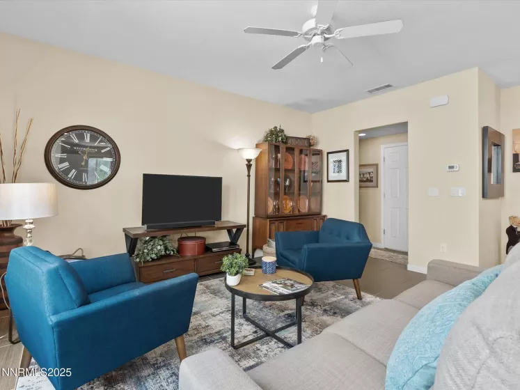 250 Brooksby, Reno, Nevada 89509, 3 Bedrooms Bedrooms, ,3 BathroomsBathrooms,Residential,Residential,Brooksby,250053684