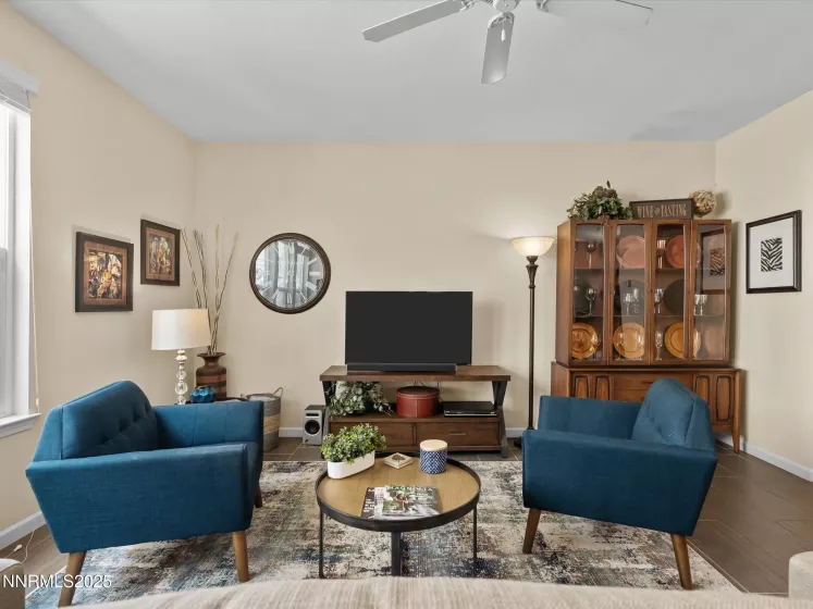 250 Brooksby, Reno, Nevada 89509, 3 Bedrooms Bedrooms, ,3 BathroomsBathrooms,Residential,Residential,Brooksby,250053684