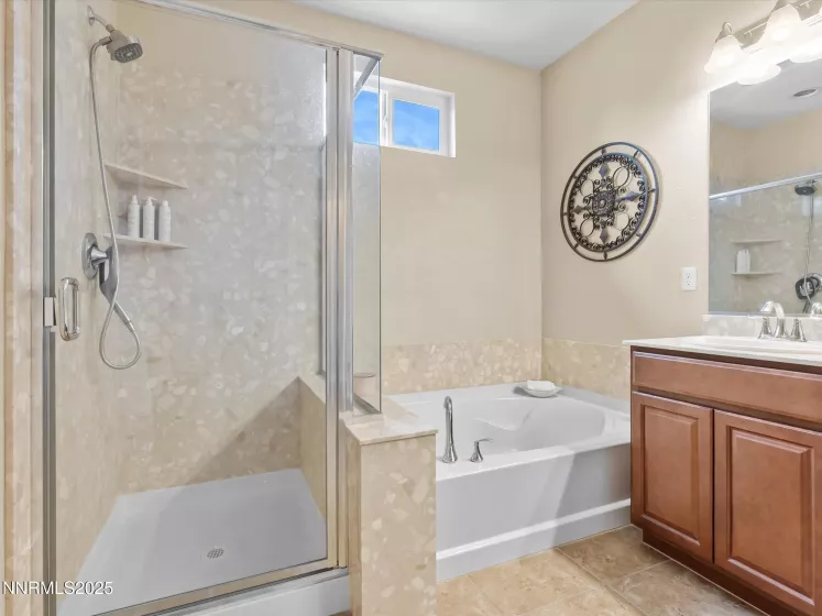 250 Brooksby, Reno, Nevada 89509, 3 Bedrooms Bedrooms, ,3 BathroomsBathrooms,Residential,Residential,Brooksby,250053684