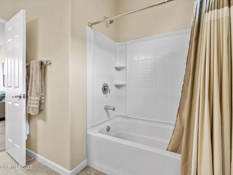 250 Brooksby, Reno, Nevada 89509, 3 Bedrooms Bedrooms, ,3 BathroomsBathrooms,Residential,Residential,Brooksby,250053684