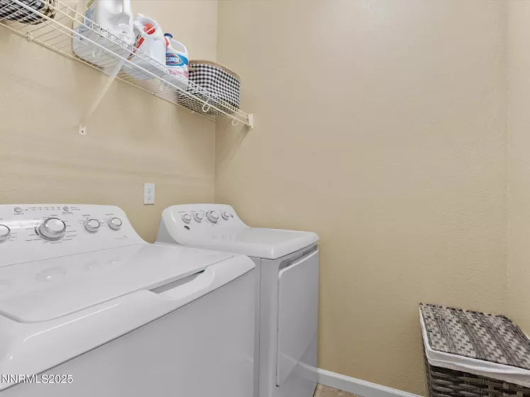 250 Brooksby, Reno, Nevada 89509, 3 Bedrooms Bedrooms, ,3 BathroomsBathrooms,Residential,Residential,Brooksby,250053684