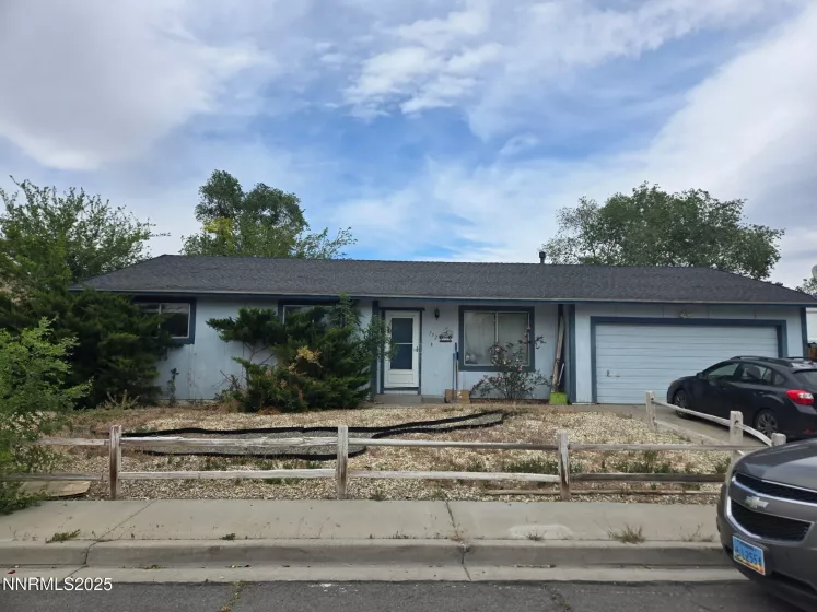 752 E, Fernley, Nevada 89408, 3 Bedrooms Bedrooms, ,2 BathroomsBathrooms,Residential,Residential,E,250053685
