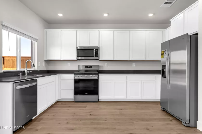 1766 Amazonite, Sparks, Nevada 89436, 3 Bedrooms Bedrooms, ,3 BathroomsBathrooms,Residential,Residential,Amazonite,250053687