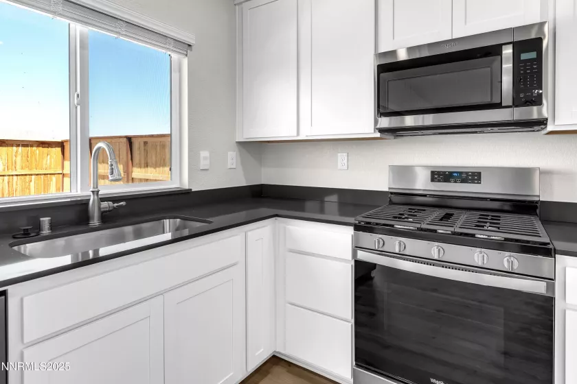 1766 Amazonite, Sparks, Nevada 89436, 3 Bedrooms Bedrooms, ,3 BathroomsBathrooms,Residential,Residential,Amazonite,250053687