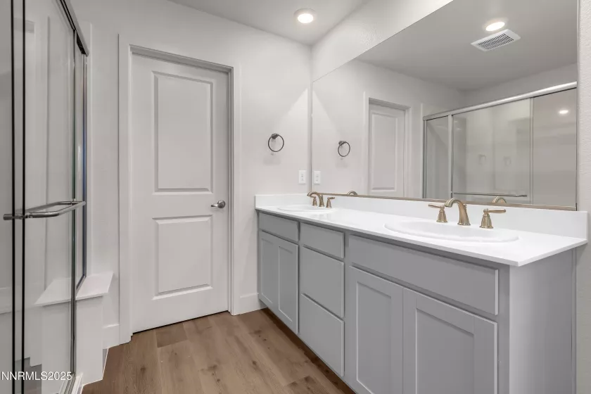 1766 Amazonite, Sparks, Nevada 89436, 3 Bedrooms Bedrooms, ,3 BathroomsBathrooms,Residential,Residential,Amazonite,250053687