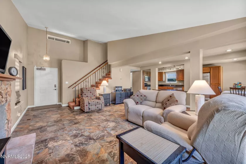 1255 Dry Falls, Reno, Nevada 89523, 4 Bedrooms Bedrooms, ,3 BathroomsBathrooms,Residential,Residential,Dry Falls,250053690