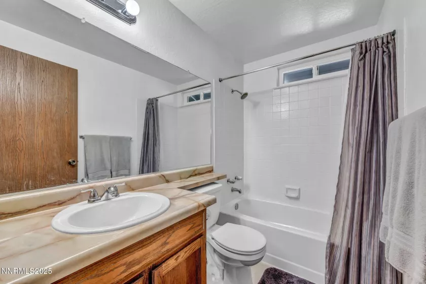 1255 Dry Falls, Reno, Nevada 89523, 4 Bedrooms Bedrooms, ,3 BathroomsBathrooms,Residential,Residential,Dry Falls,250053690