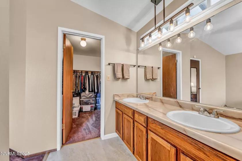 1255 Dry Falls, Reno, Nevada 89523, 4 Bedrooms Bedrooms, ,3 BathroomsBathrooms,Residential,Residential,Dry Falls,250053690