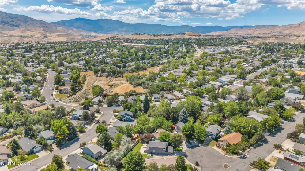 1255 Dry Falls, Reno, Nevada 89523, 4 Bedrooms Bedrooms, ,3 BathroomsBathrooms,Residential,Residential,Dry Falls,250053690