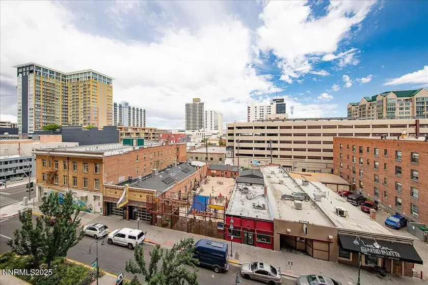 200 2nd, Reno, Nevada 89501, 1 Bedroom Bedrooms, ,1 BathroomBathrooms,Residential,Residential,2nd,250053691