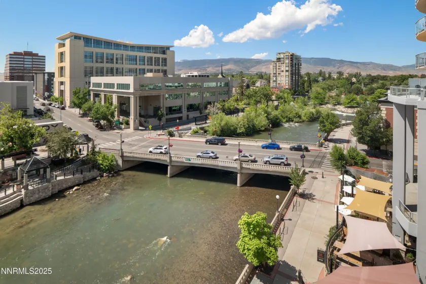 50 Sierra, Reno, Nevada 89501, 2 Bedrooms Bedrooms, ,2 BathroomsBathrooms,Residential,Residential,Sierra,250053694
