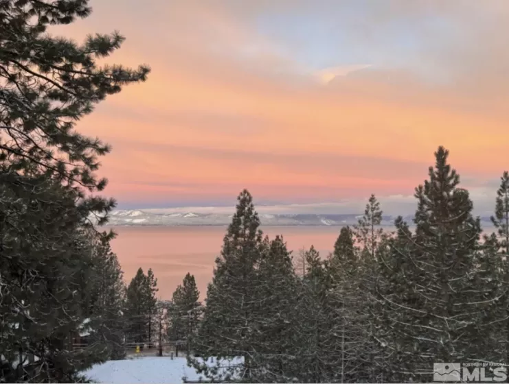 1308 Cave Rock, Glenbrook, Nevada 89413, 2 Bedrooms Bedrooms, ,3 BathroomsBathrooms,Residential,Residential,Cave Rock,250005467