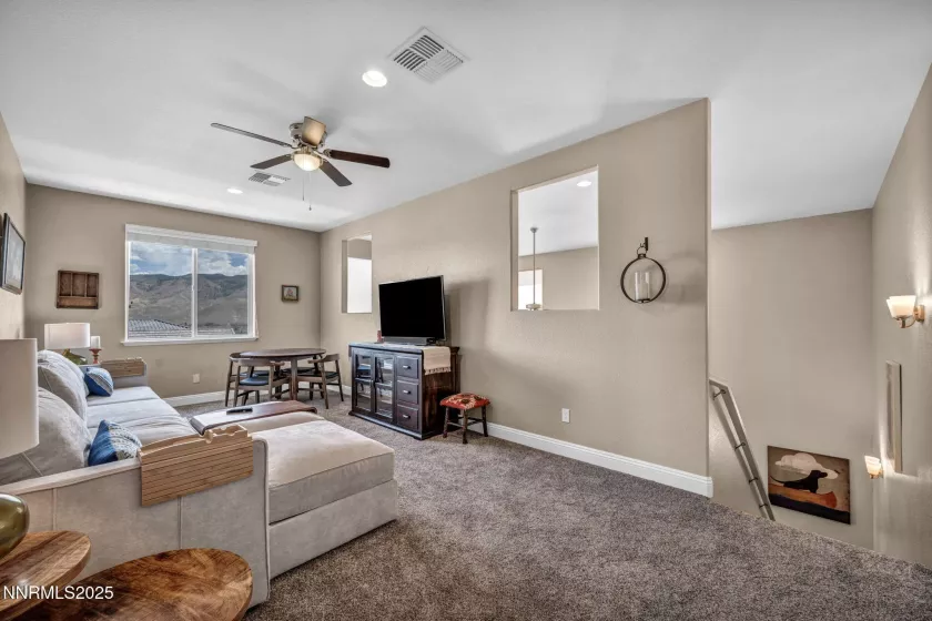 1551 Elk Run, Reno, Nevada 89523, 4 Bedrooms Bedrooms, ,4 BathroomsBathrooms,Residential Lease,Manufactured,Elk Run,250053700