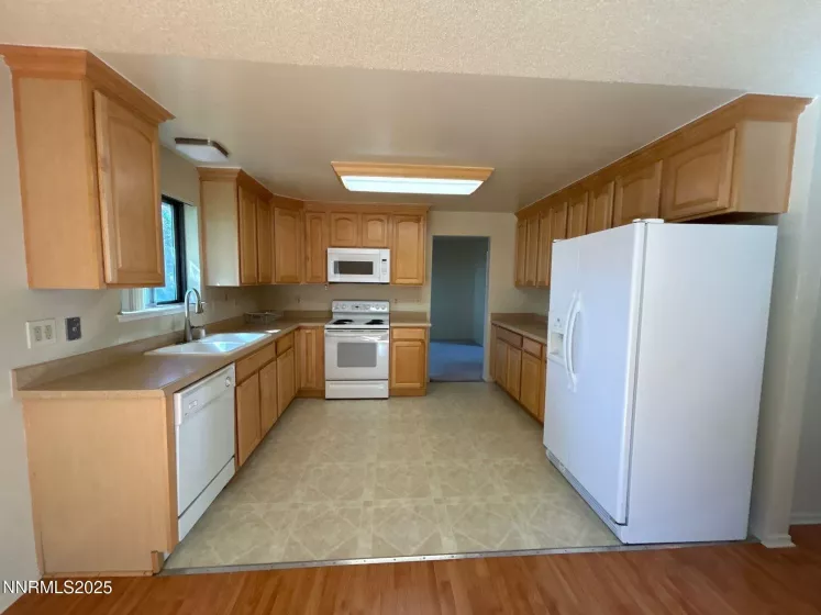 907 Camino Real, Sparks, Nevada 89434, 3 Bedrooms Bedrooms, ,3 BathroomsBathrooms,Residential,Residential,Camino Real,250053718