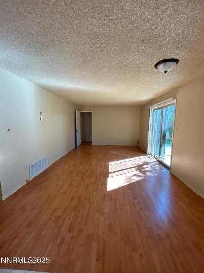 907 Camino Real, Sparks, Nevada 89434, 3 Bedrooms Bedrooms, ,3 BathroomsBathrooms,Residential,Residential,Camino Real,250053718
