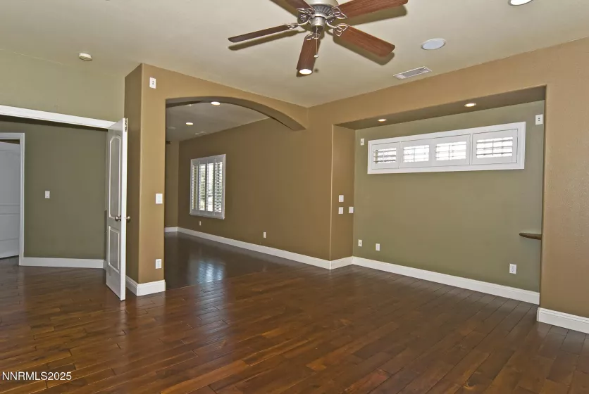 6325 Firebee, Sparks, Nevada 89436, 4 Bedrooms Bedrooms, ,5 BathroomsBathrooms,Residential,Residential,Firebee,250053721