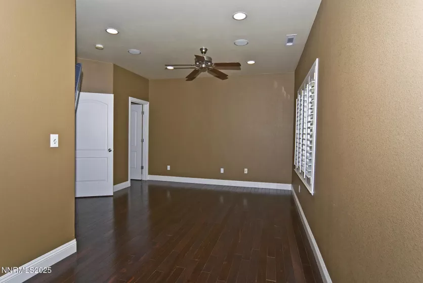 6325 Firebee, Sparks, Nevada 89436, 4 Bedrooms Bedrooms, ,5 BathroomsBathrooms,Residential,Residential,Firebee,250053721