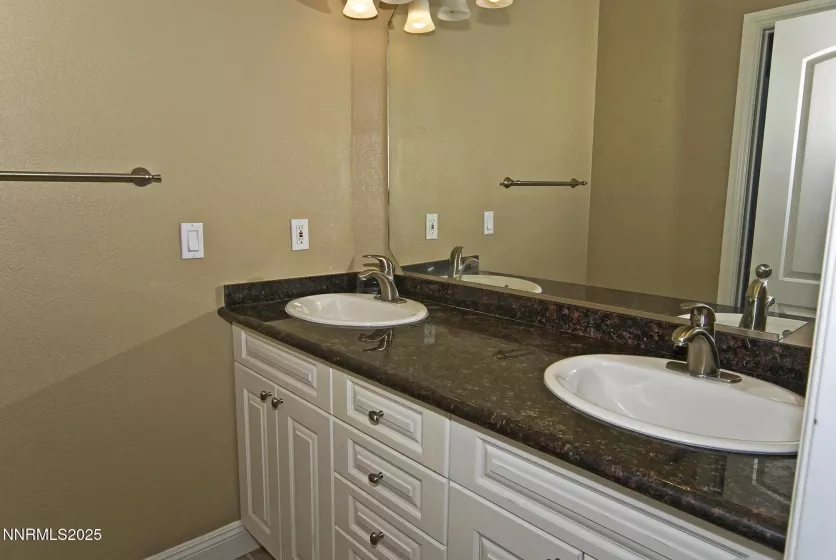 6325 Firebee, Sparks, Nevada 89436, 4 Bedrooms Bedrooms, ,5 BathroomsBathrooms,Residential,Residential,Firebee,250053721