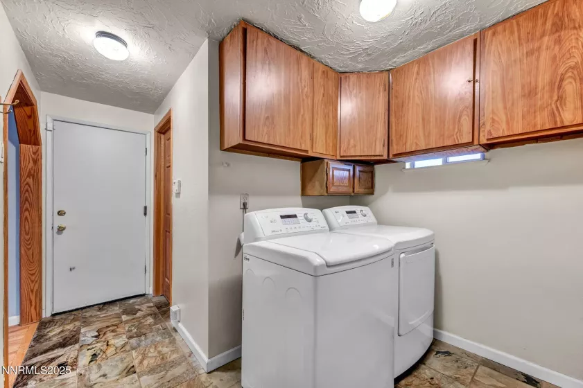2925 Escondido, Reno, Nevada 89502, 3 Bedrooms Bedrooms, ,3 BathroomsBathrooms,Residential,Residential,Escondido,250053723