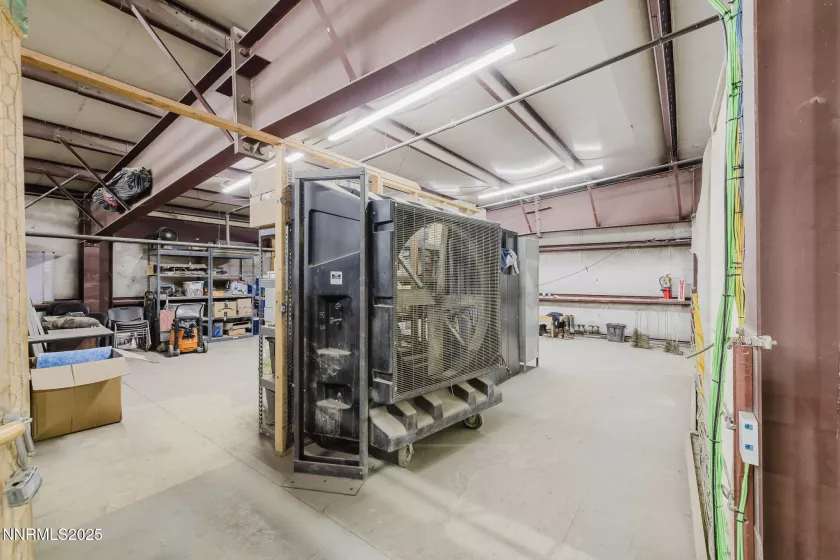 4105 Idaho, Elko, Nevada 89801, ,Commercial Sale,Residential,Idaho,250053729