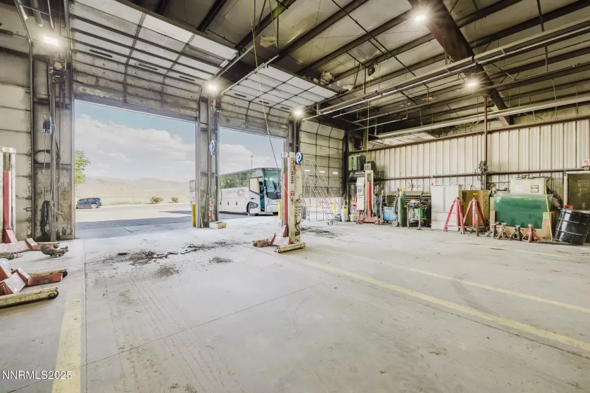 4105 Idaho, Elko, Nevada 89801, ,Commercial Sale,Residential,Idaho,250053729